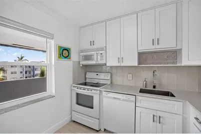 7817 Golf Cir Dr #305, Margate, FL 33063 - Photo 14