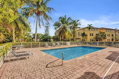 100 Jacaranda Country Club Dr #203, Plantation, FL 33324 - Photo 30