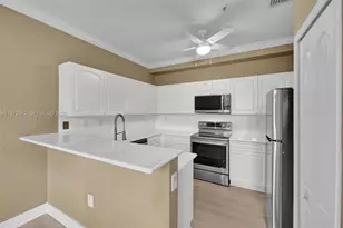 100 Jacaranda Country Club Dr, Plantation, FL 33324 - Photo 16