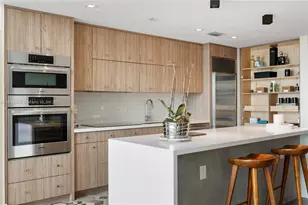 1040 Biscayne Blvd, Miami, FL 33132 - Photo 4