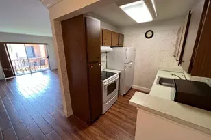 7160 Fairway Dr, Miami Lakes, FL 33014 - Photo 6