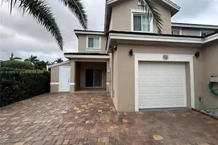 27326 SW 142nd Ct, Homestead, FL 33032 - Photo 4