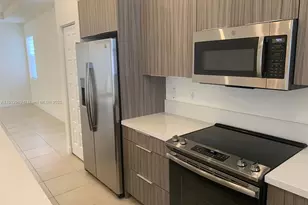 10443 NW 82nd St, Doral, FL 33178 - Photo 12