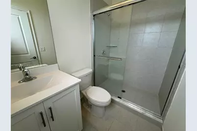 11325 W 34th Way, Hialeah, FL 33018 - Photo 46