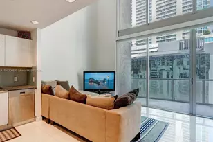1060 Brickell Ave, Miami, FL 33131 - Photo 10