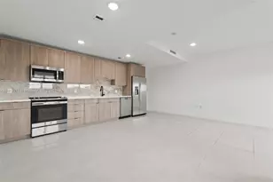 26126 SW 146th Ave, Homestead, FL 33033 - Photo 8