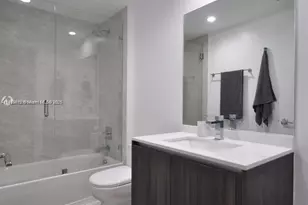 488 NE 18th St, Miami, FL 33132 - Photo 10