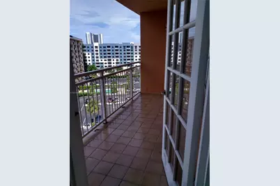 2025 NE 164th St #806, North Miami Beach, FL 33162 - Photo 4