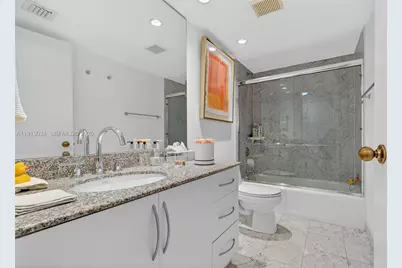 181 Crandon Blvd #106, Key Biscayne, FL 33149 - Photo 28