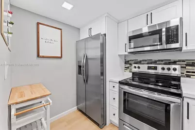 8617 SW 68th Ct #2, Pinecrest, FL 33156 - Photo 4