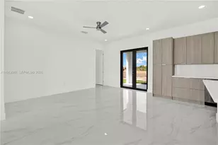 916 Manresa Ave S, Lehigh Acres, FL 33974 - Photo 6