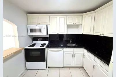13499 Biscayne Blvd #504, North Miami, FL 33181 - Photo 6