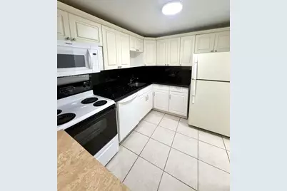13499 Biscayne Blvd #504, North Miami, FL 33181 - Photo 8