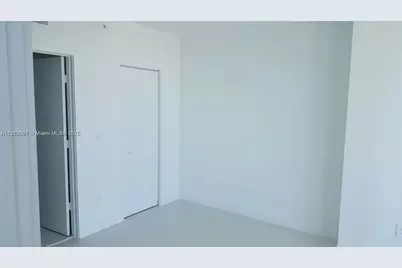 1300 S Miami Av #4111, Miami, FL 33130 - Photo 8