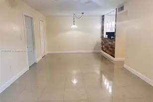15610 SW 80th St, Miami, FL 33193 - Photo 2