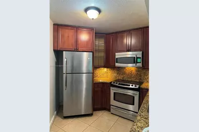 9705 Fontainebleau Blvd #B105, Miami, FL 33172 - Photo 2