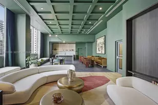 11 NE 6th St, Miami, FL 33132 - Photo 24