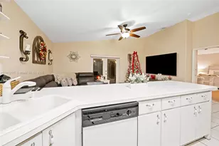 7416 W 32nd Ave, Hialeah, FL 33018 - Photo 10