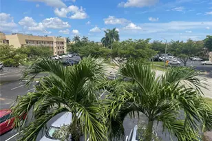 8460 Sunrise Lakes Blvd, Sunrise, FL 33322 - Photo 2