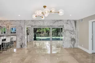 2421 NE 7th Pl, Fort Lauderdale, FL 33304 - Photo 8