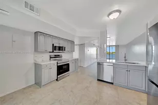 117 Lake Emerald Dr, Oakland Park, FL 33309 - Photo 6