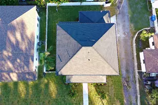 2925 13th St N, Saint Petersburg, FL 33704 - Photo 4