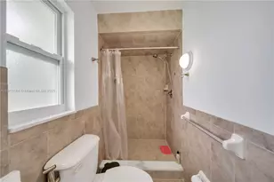 246 SE 44th St, Cape Coral, FL 33904 - Photo 28