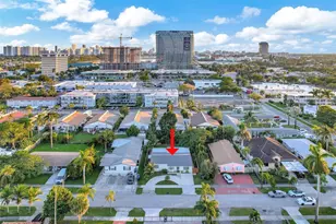 1012 NE 2nd St, Hallandale Beach, FL 33009 - Photo 8