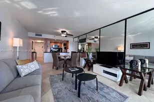 1717 N Bayshore Dr, Miami, FL 33132 - Photo 4