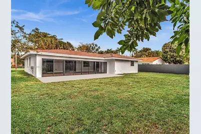 6360 Simmons St, Miami Lakes, FL 33014 - Photo 30