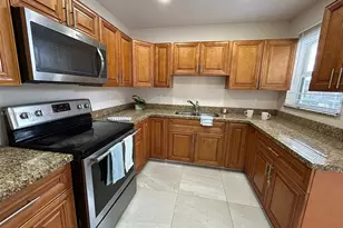 610 E 8th Ave, Hialeah, FL 33010 - Photo 10