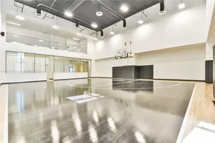 851 NE 1st Ave, Miami, FL 33132 - Photo 20