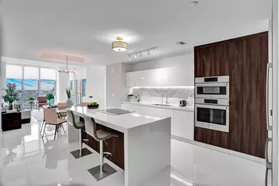 851 NE 1st Ave #1801, Miami, FL 33132 - Photo 1