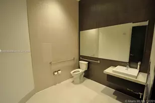 851 NE 1st Ave, Miami, FL 33132 - Photo 32