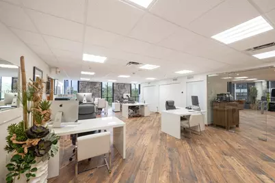 4300 Biscayne Blvd #303, Miami, FL 33137 - Photo 2