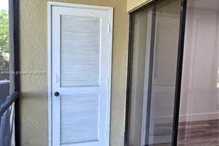 9000 NW 28th Dr, Coral Springs, FL 33065 - Photo 4