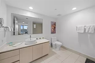 2602 E Hallandale Beach Blvd, Hallandale Beach, FL 33009 - Photo 22