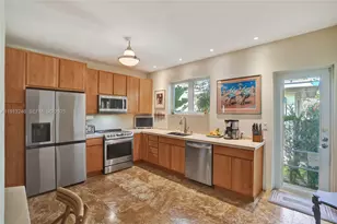 1335 Lenox Ave., Miami Beach, FL 33139 - Photo 22