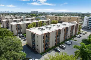 4855 NW 7th St, Miami, FL 33126 - Photo 24