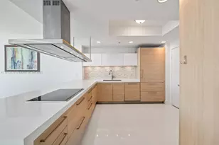 17301 Biscayne Blvd, North Miami Beach, FL 33160 - Photo 10