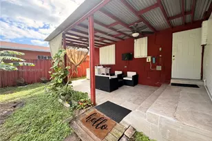 2435 Wilson St, Hollywood, FL 33020 - Photo 16