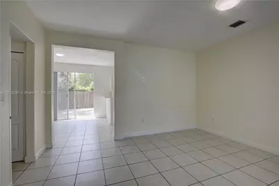 7341 NW 174th Ter #107, Hialeah, FL 33015 - Photo 2