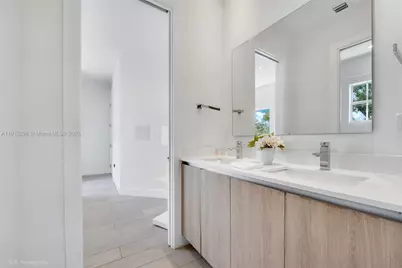 2868 SW 33rd Ct #2868, Miami, FL 33133 - Photo 10