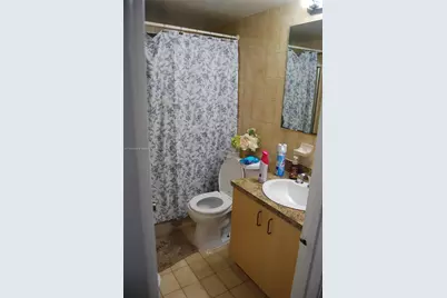 950 SW 13th Ct, Miami, FL 33135 - Photo 8