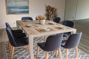 235 E Burgundy E, Delray Beach, FL 33484 - Photo 2