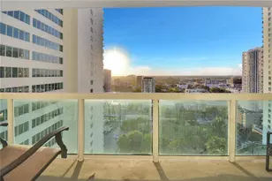 1800 N Bayshore Dr, Miami, FL 33132 - Photo 18