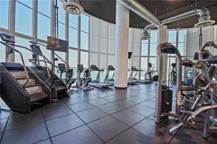 1800 N Bayshore Dr, Miami, FL 33132 - Photo 26