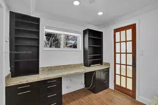 1102 NE 117th St, Biscayne Park, FL 33161 - Photo 20