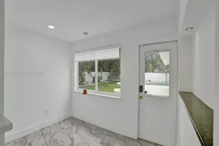 1102 NE 117th St, Biscayne Park, FL 33161 - Photo 14