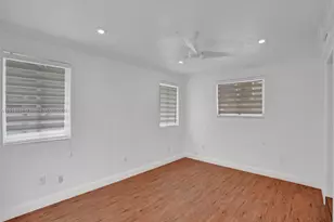 1102 NE 117th St, Biscayne Park, FL 33161 - Photo 24